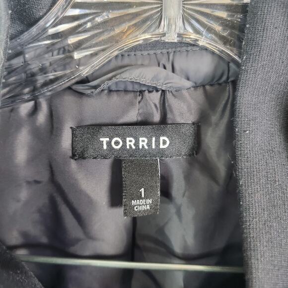 Torrid Puffer Jacket Sz 1/1X Blue Lightweight Zip Snap Hi Low Pockets 14/16 Coat - Picture 4 of 8